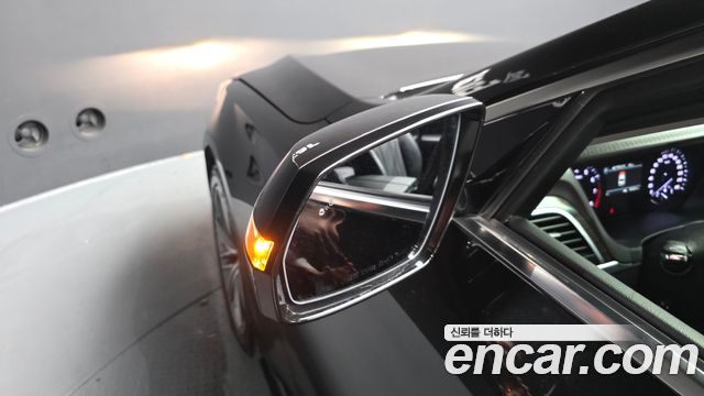 Genesis G80 2018 — photo 28