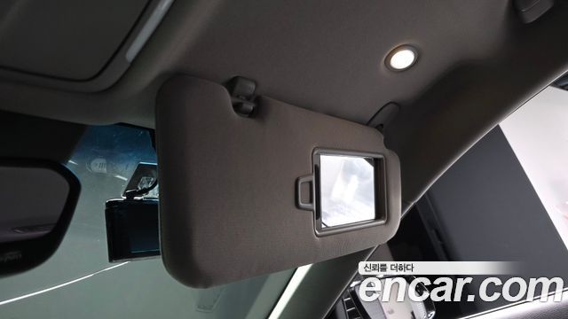 Genesis G80 2018 — photo 29