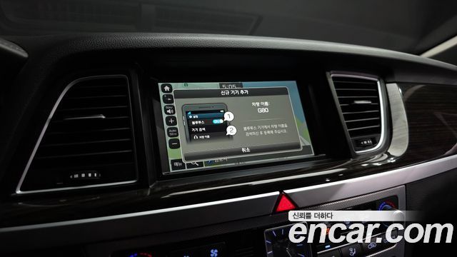 Genesis G80 2018 — photo 31