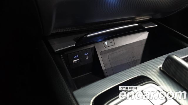 Genesis G80 2018 — photo 34