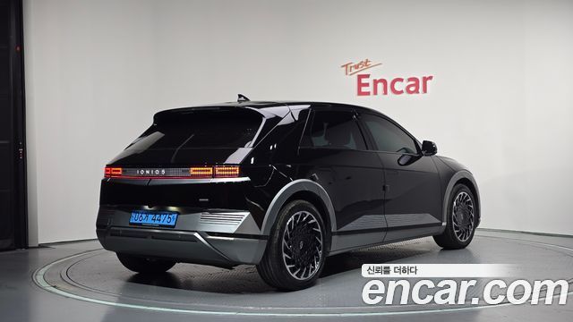 Hyundai Ioniq5 2022 — photo 2