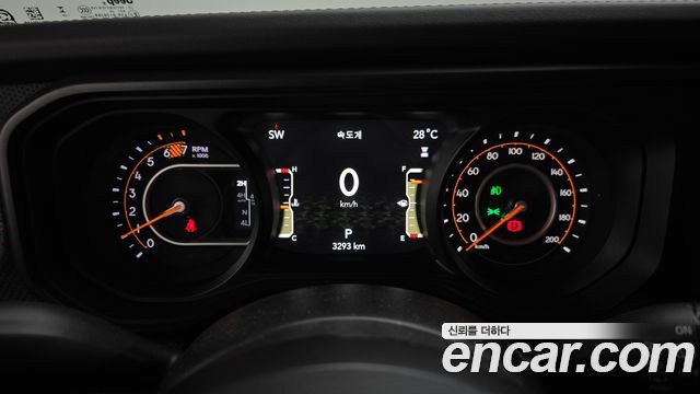 Jeep Wrangler 2025 — photo 11