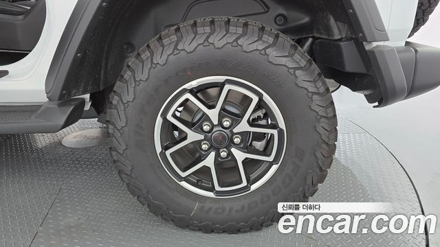 Jeep Wrangler 2025 — photo 7