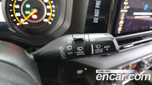 Jeep Wrangler 2025 — photo 28