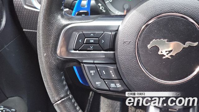 Ford Mustang 2016 — photo 13
