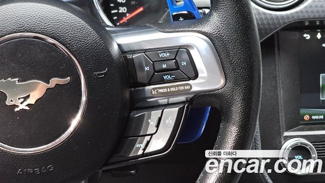 Ford Mustang 2016 — photo 14