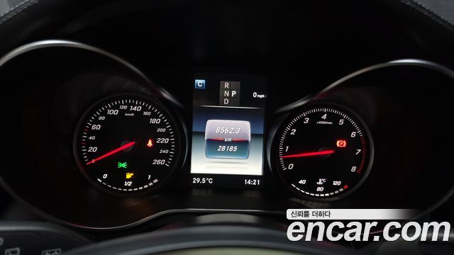 Mercedes-Benz GLC-Class 2019 — photo 11