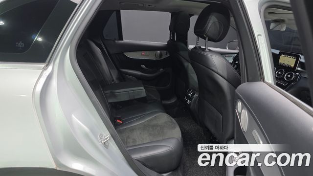 Mercedes-Benz GLC-Class 2019 — photo 18