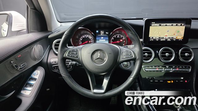 Mercedes-Benz GLC-Class 2019 — photo 19