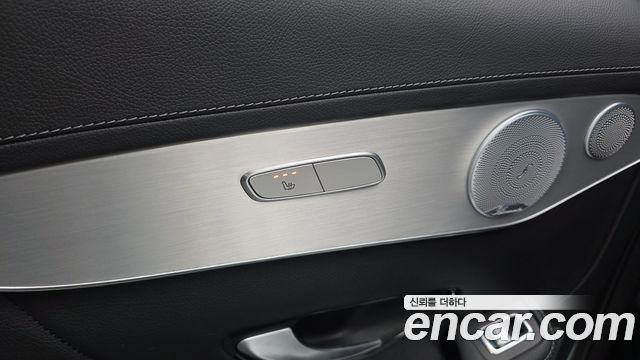 Mercedes-Benz GLC-Class 2019 — photo 25