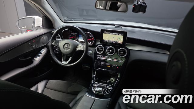 Mercedes-Benz GLC-Class 2019 — photo 33
