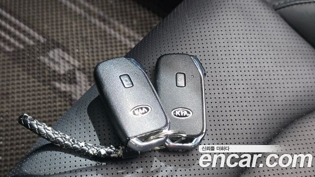 Kia K5 2021 — photo 23