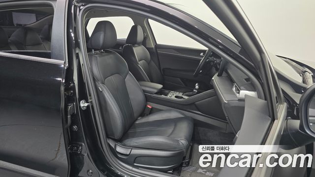 Kia K5 2021 — photo 16