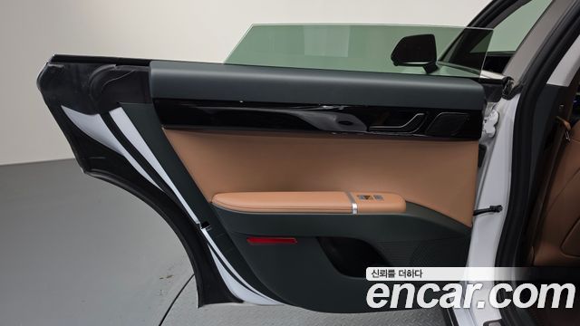 Hyundai Grandeur 2023 — photo 15