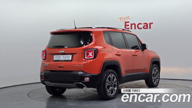 Jeep Renegade 2018 — photo 2
