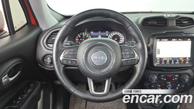 Jeep Renegade 2018 — photo 19