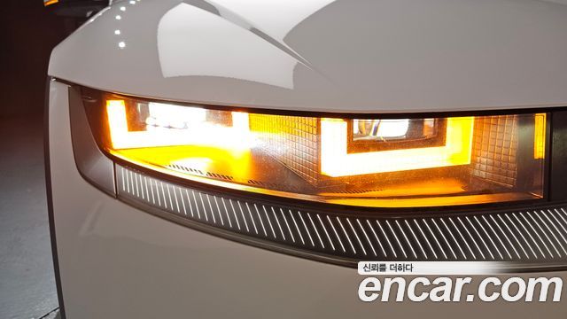 Hyundai Ioniq5 2022 — photo 8