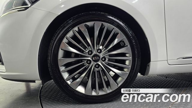 Kia K7 2017 — photo 5