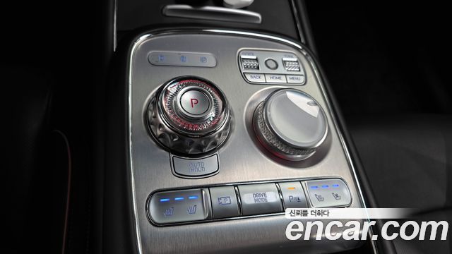 Genesis G90 2022 — photo 9