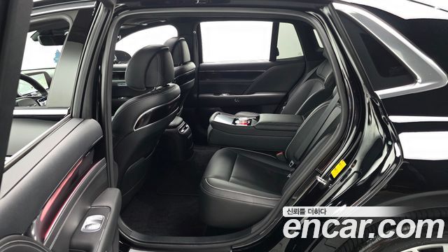 Genesis G90 2022 — photo 12