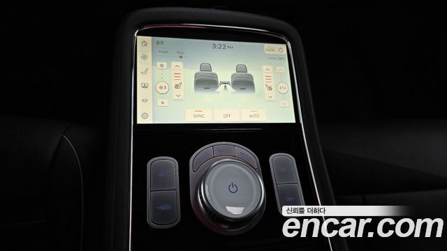 Genesis G90 2022 — photo 16