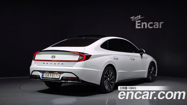 Hyundai Sonata 2023 — photo 2