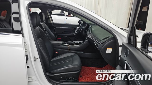 Hyundai Sonata 2023 — photo 11