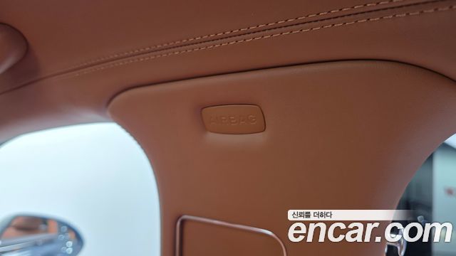 Bentley Flying Spur 2017 — photo 29