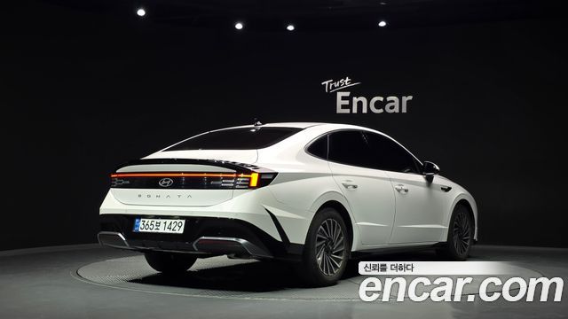 Hyundai Sonata 2024 — photo 2