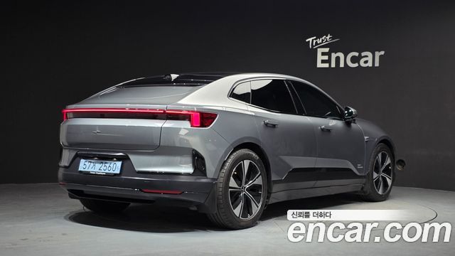 Polestar Polestar 4 2026 — photo 2