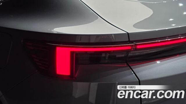 Polestar Polestar 4 2026 — photo 9