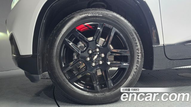 Chevrolet Korea Traverse 2021 — photo 5