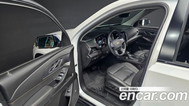 Chevrolet Korea Traverse 2021 — photo 17