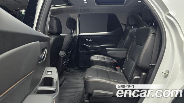 Chevrolet Korea Traverse 2021 — photo 18