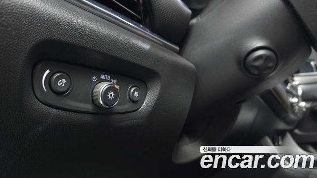 Chevrolet Korea Traverse 2021 — photo 20