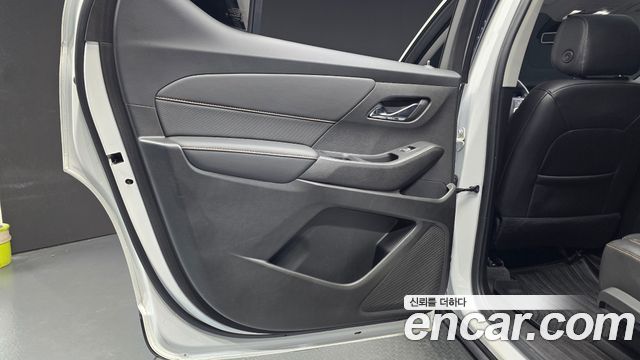 Chevrolet Korea Traverse 2021 — photo 15
