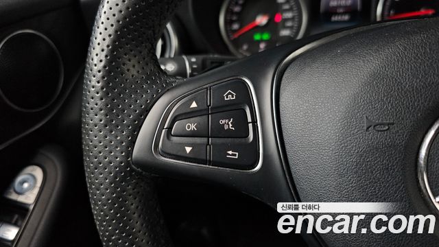 Mercedes-Benz GLC-Class 2019 — photo 29