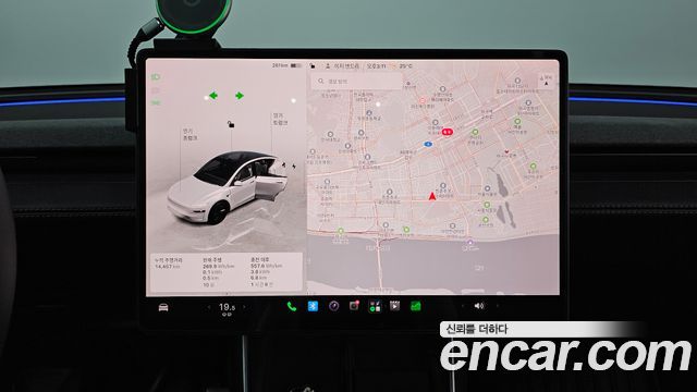 Tesla Model Y 2025 — photo 20