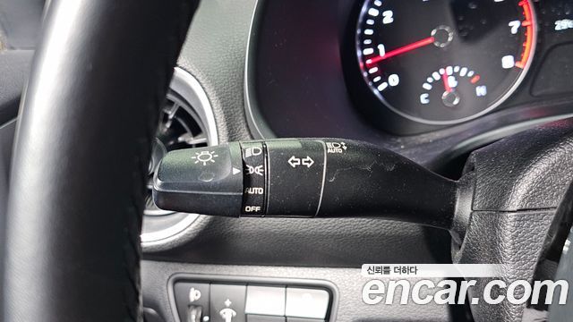 Kia K3 2022 — photo 20