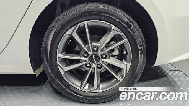 Kia K3 2022 — photo 7