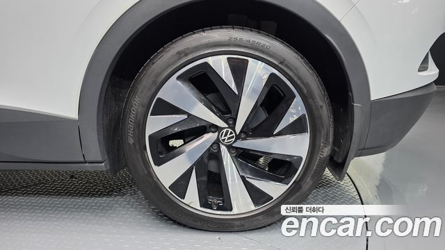 Volkswagen ID.4 2023 — photo 7