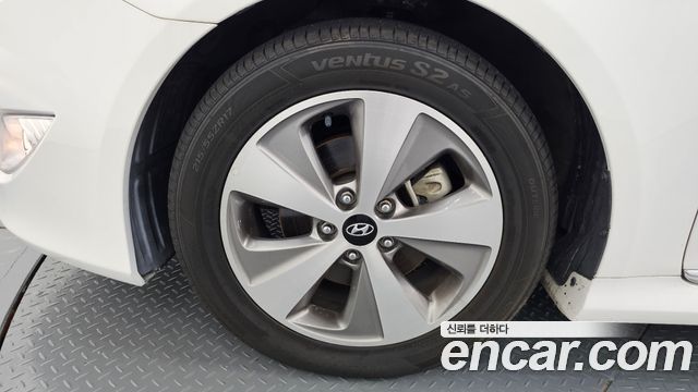 Hyundai Sonata 2012 — photo 5
