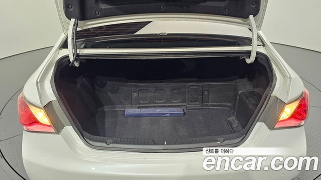 Hyundai Sonata 2012 — photo 26