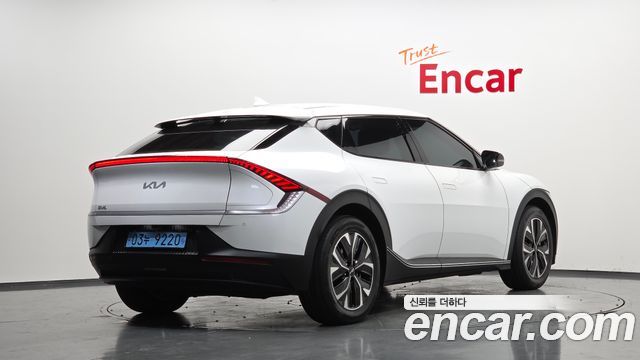 Kia EV6 2022 — photo 2