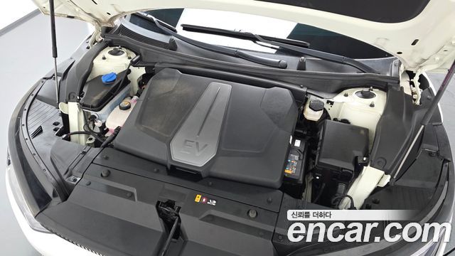 Kia EV6 2022 — photo 6