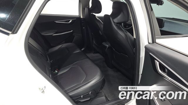Kia EV6 2022 — photo 11
