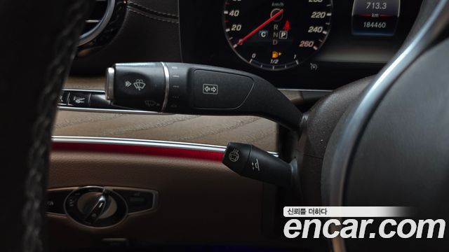 Mercedes-Benz E-Class 2019 — photo 20