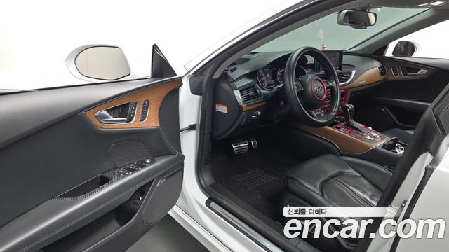 Audi A7 2016 — photo 10