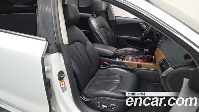 Audi A7 2016 — photo 11