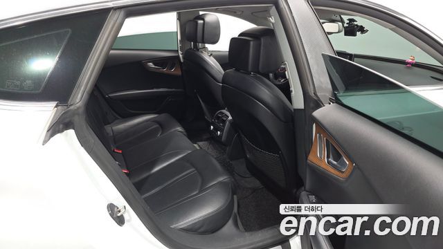 Audi A7 2016 — photo 12
